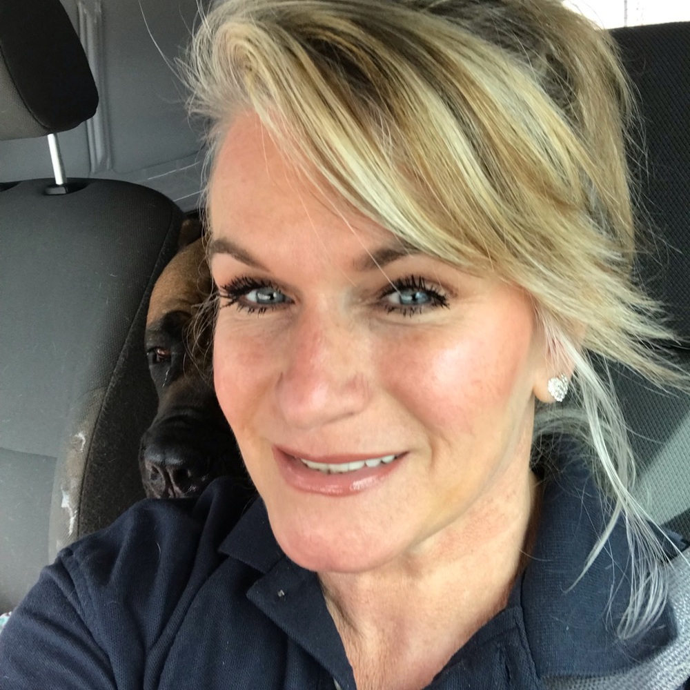 Meet your Posher, Michele